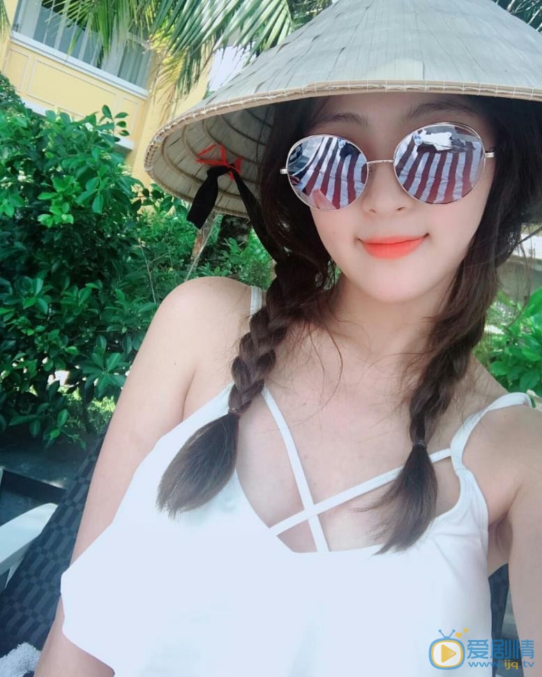 郑惠成自拍照 郑惠成高清写真_郑惠成高清剧照