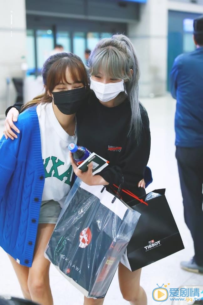 郑惠成机场照 郑惠成高清写真_郑惠成高清剧照