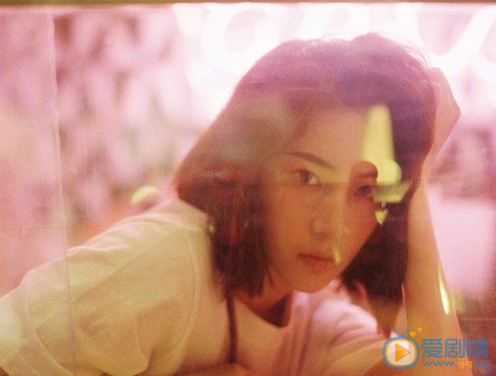 王柳雯另类写真 王柳雯高清写真_王柳雯高清剧照