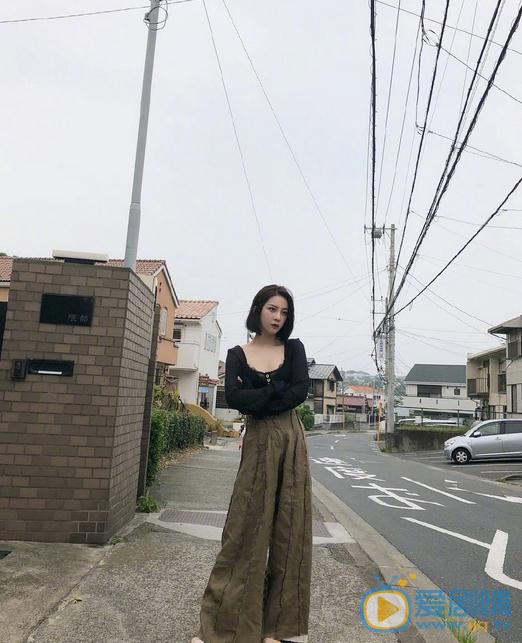 王柳雯街拍写真 王柳雯高清写真_王柳雯高清剧照