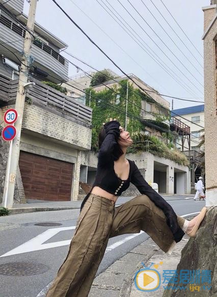 王柳雯街拍写真 王柳雯高清写真_王柳雯高清剧照