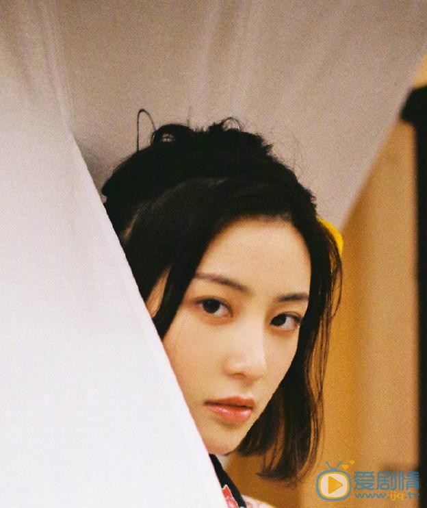 王柳雯街拍写真 王柳雯高清写真_王柳雯高清剧照