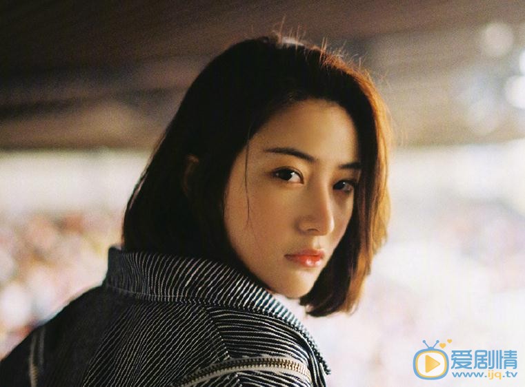 王柳雯街拍写真 王柳雯高清写真_王柳雯高清剧照