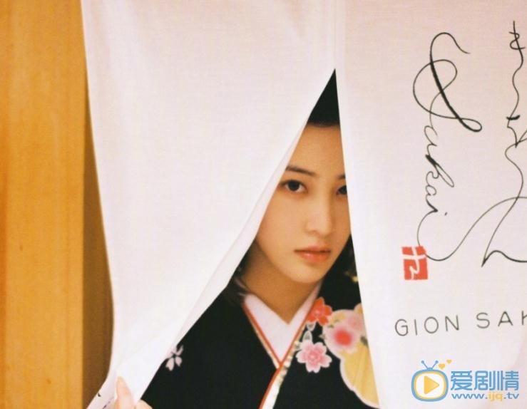 王柳雯和服写真 王柳雯高清写真_王柳雯高清剧照
