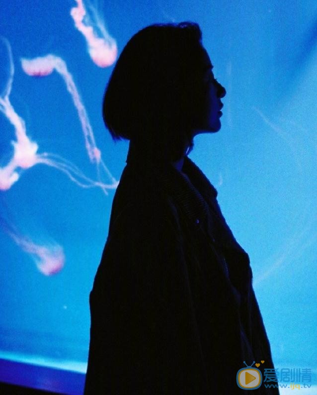 王柳雯街拍写真 王柳雯高清写真_王柳雯高清剧照