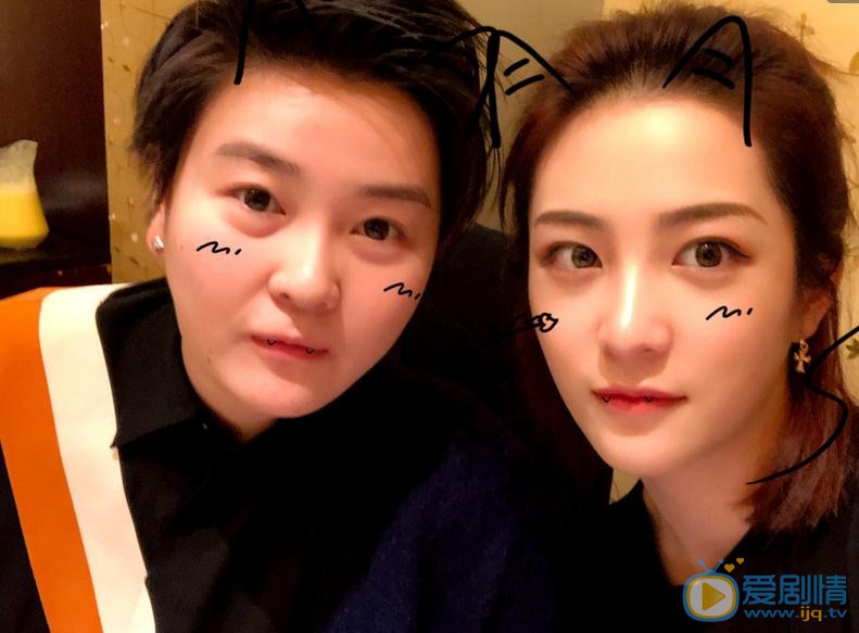 王柳雯与人合照 王柳雯高清写真_王柳雯高清剧照