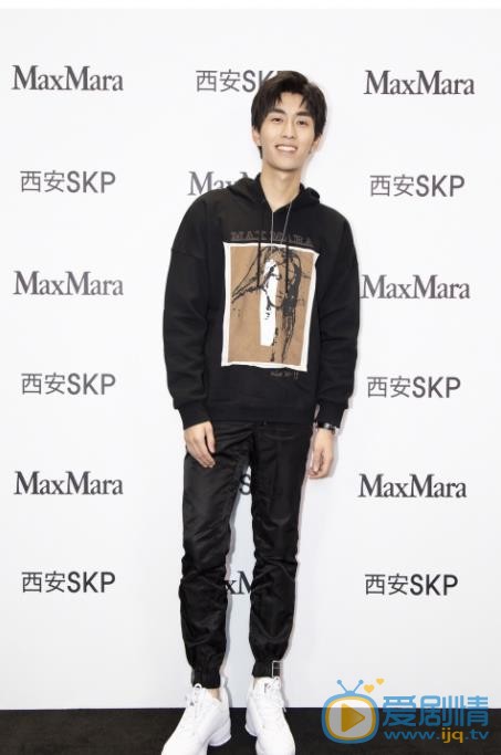王钰威现场照 王钰威高清写真_王钰威高清剧照