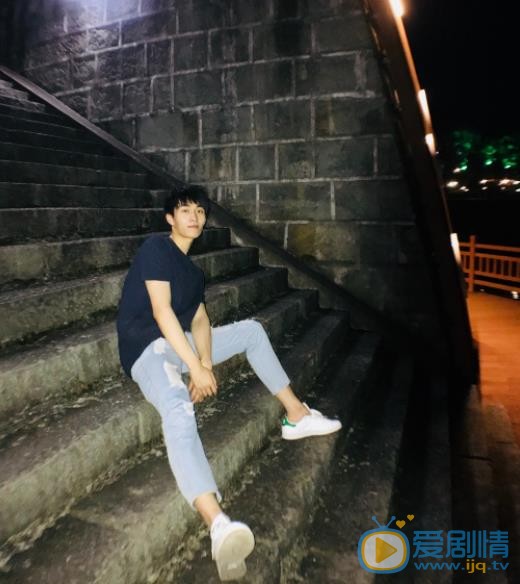 王钰威生活写真 王钰威高清写真_王钰威高清剧照