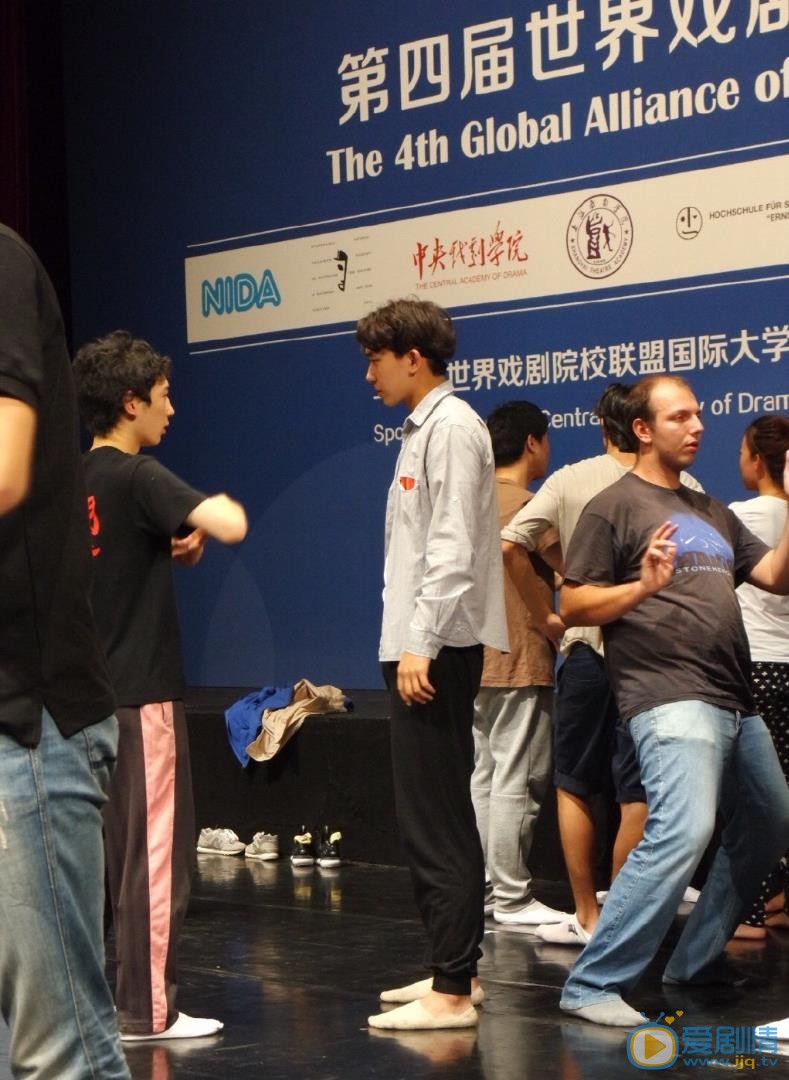 任运杰活动照 任运杰高清写真_任运杰高清剧照