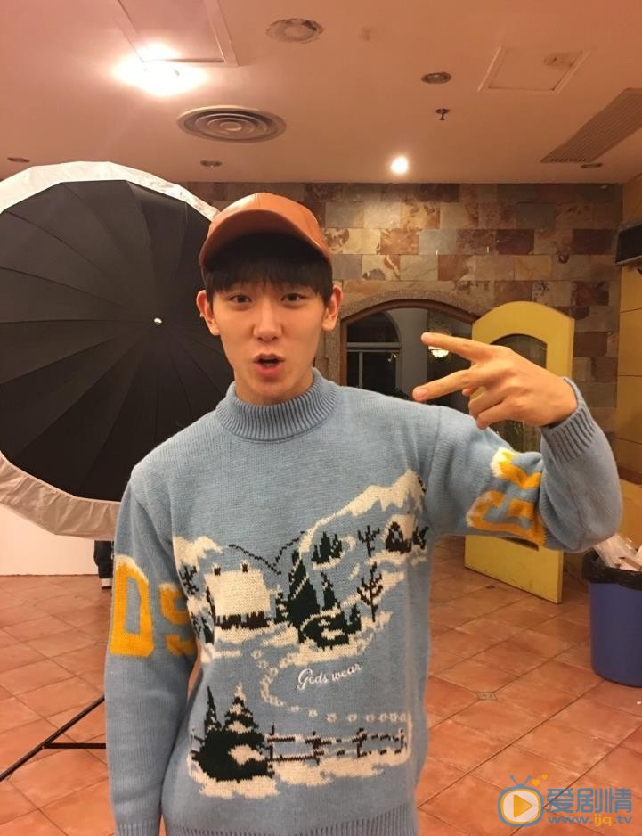 任运杰生活照 任运杰高清写真_任运杰高清剧照