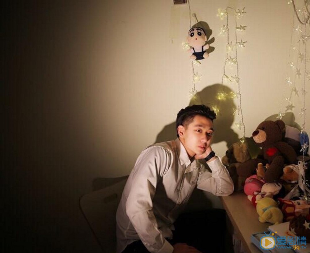任运杰生活照 任运杰高清写真_任运杰高清剧照