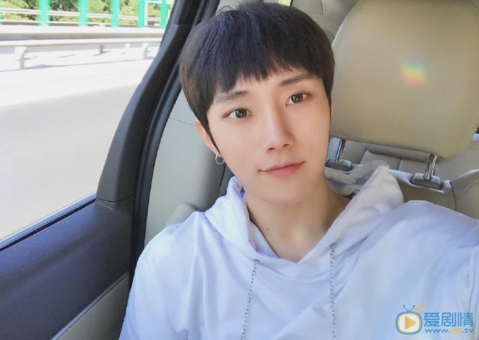 刘也自拍照 刘也高清写真_刘也高清剧照