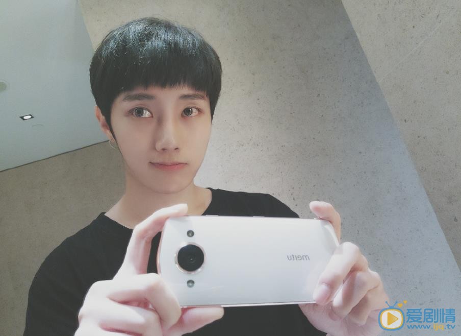 刘也自拍照 刘也高清写真_刘也高清剧照