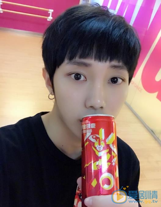 刘也自拍照 刘也高清写真_刘也高清剧照