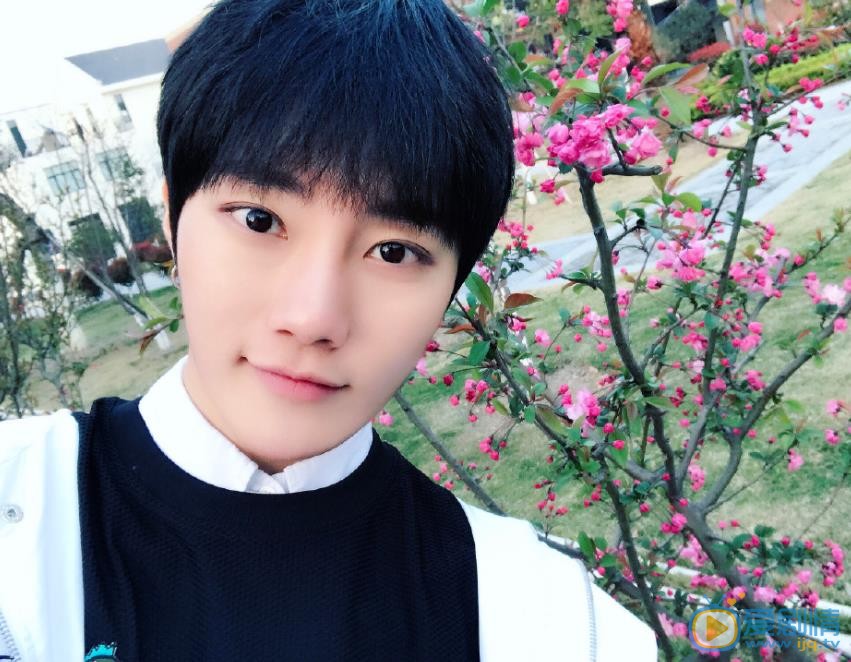 刘也自拍照 刘也高清写真_刘也高清剧照