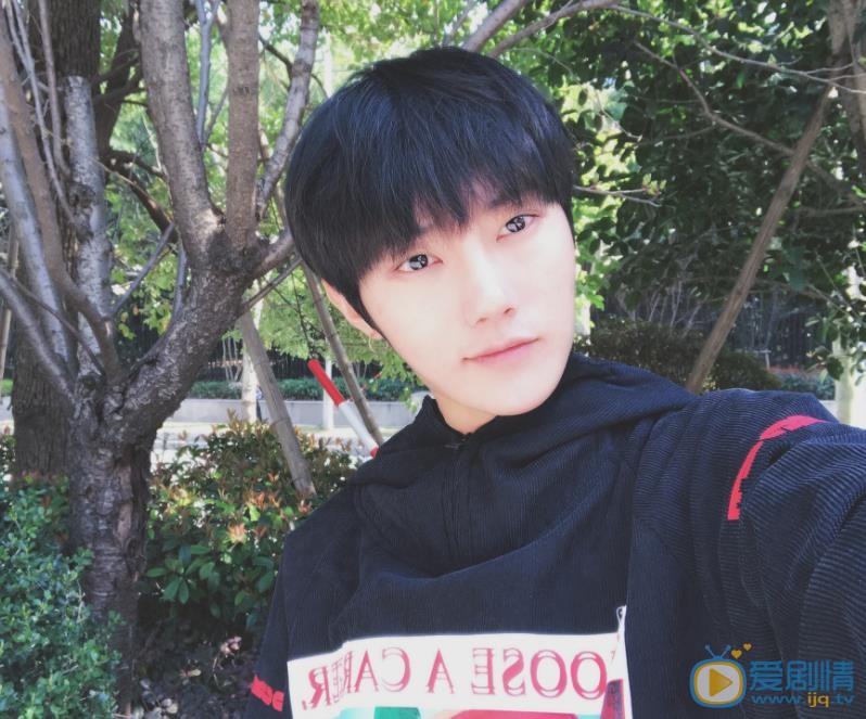 刘也自拍照 刘也高清写真_刘也高清剧照