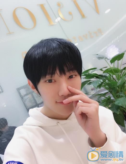 刘也自拍照 刘也高清写真_刘也高清剧照