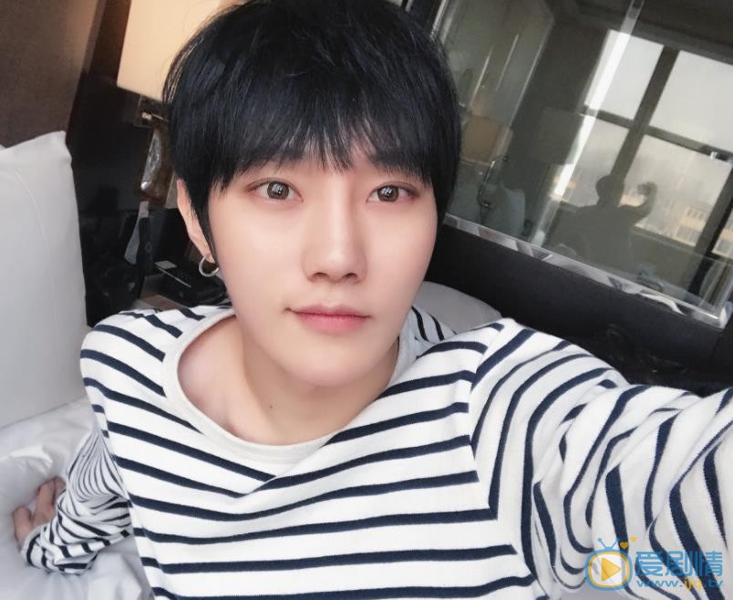 刘也自拍照 刘也高清写真_刘也高清剧照