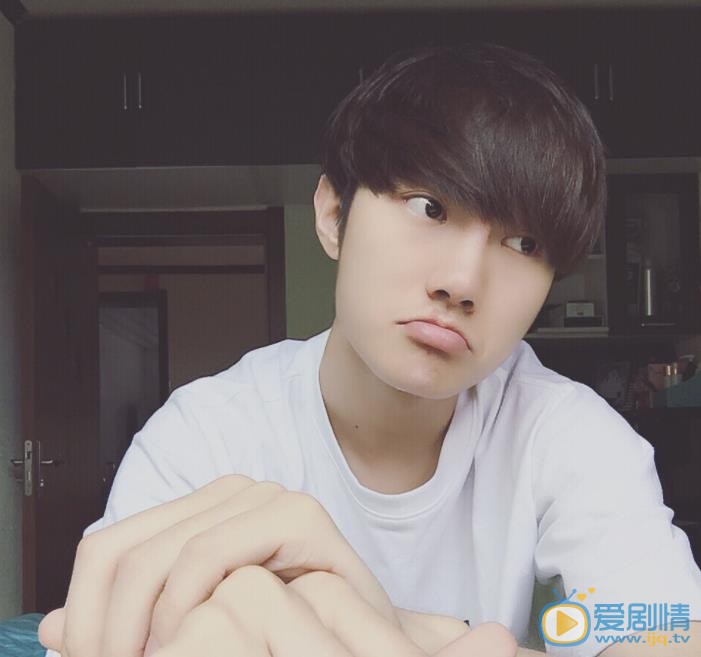 刘也自拍照 刘也高清写真_刘也高清剧照