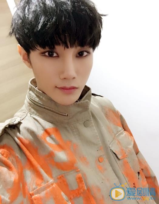 刘也自拍照 刘也高清写真_刘也高清剧照