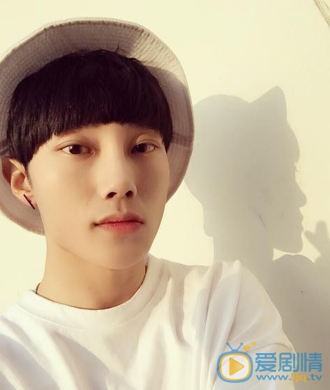 刘也自拍照 刘也高清写真_刘也高清剧照