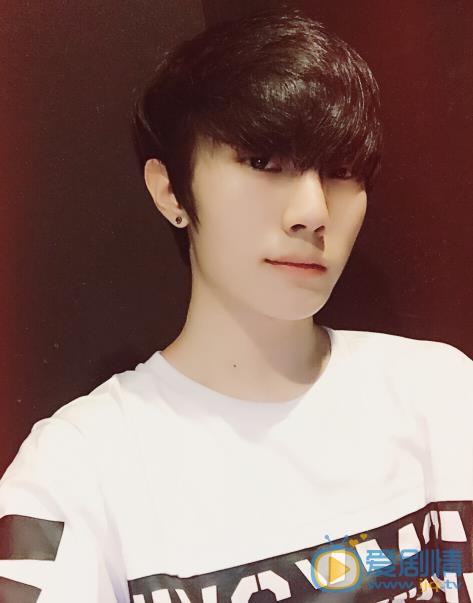 刘也自拍照 刘也高清写真_刘也高清剧照