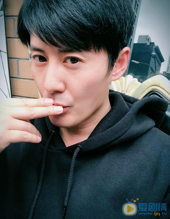 张天其生活照 张天其高清写真_张天其高清剧照