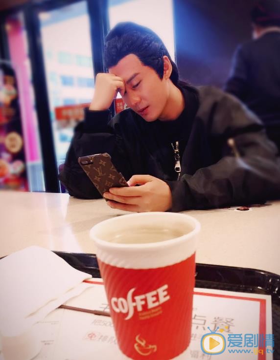 张天其片场照 张天其高清写真_张天其高清剧照