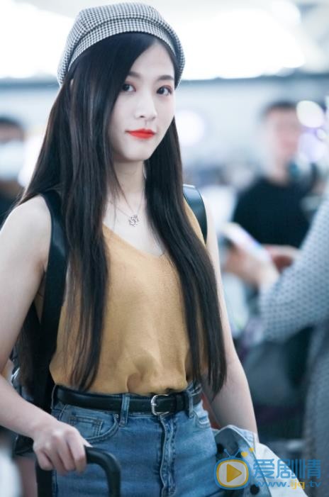 孙芮机场照 孙芮高清写真_孙芮高清剧照