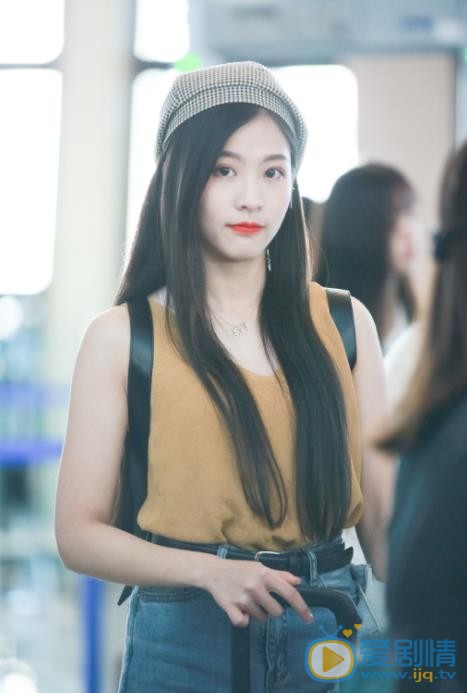 孙芮机场照 孙芮高清写真_孙芮高清剧照