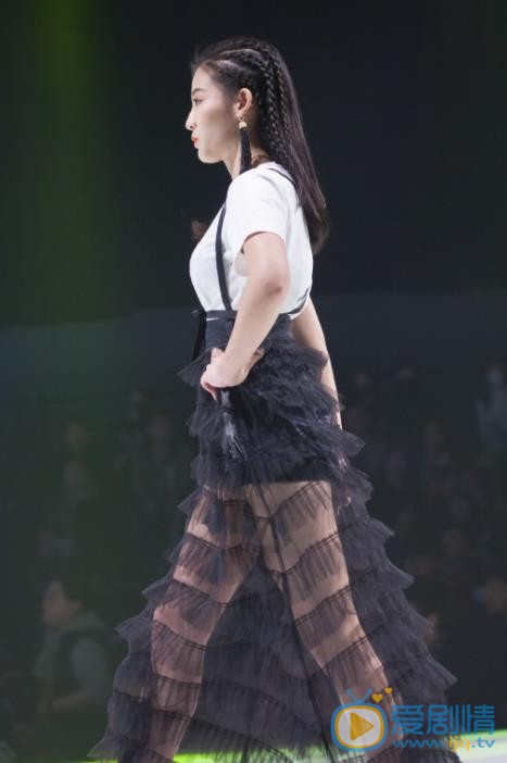 孙芮演出照 孙芮高清写真_孙芮高清剧照