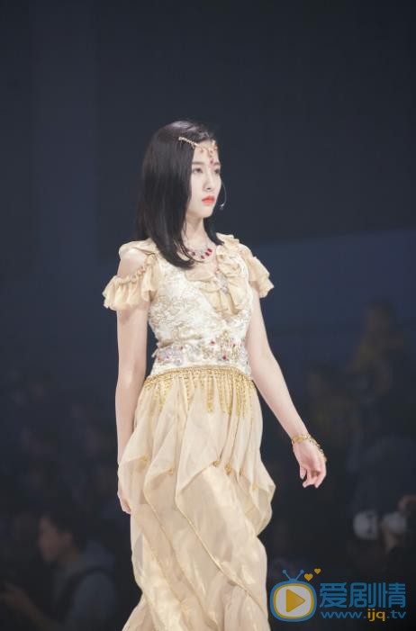 孙芮演出照 孙芮高清写真_孙芮高清剧照