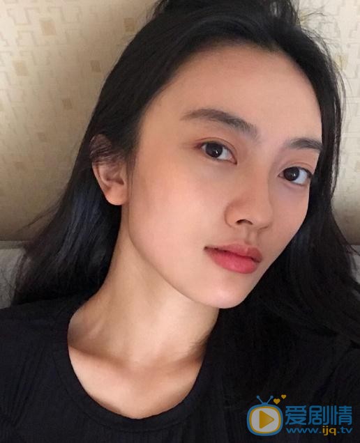 张嘉希生活照 张嘉希高清写真_张嘉希高清剧照