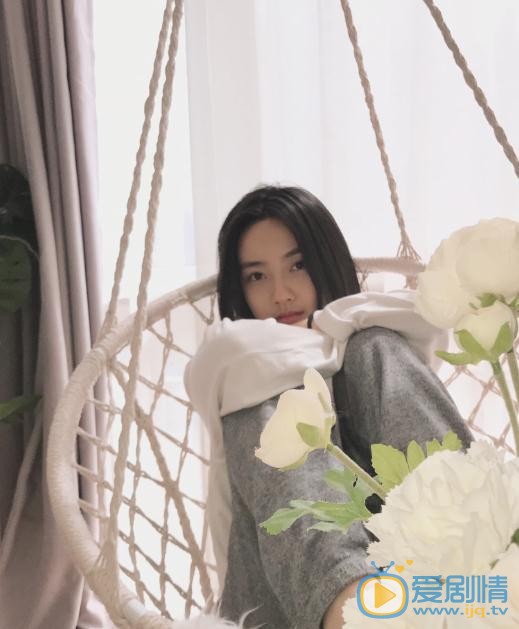 张嘉希慵懒写真 张嘉希高清写真_张嘉希高清剧照