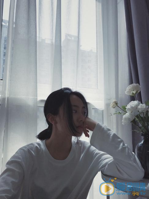 张嘉希慵懒写真 张嘉希高清写真_张嘉希高清剧照