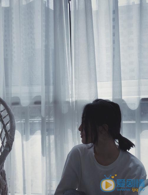 张嘉希慵懒写真 张嘉希高清写真_张嘉希高清剧照