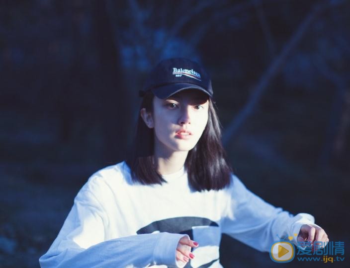 张嘉希秋季写真 张嘉希高清写真_张嘉希高清剧照