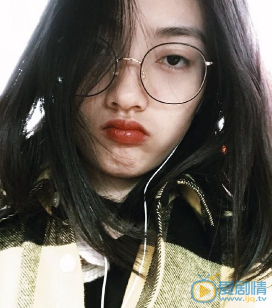 张嘉希可爱照 张嘉希高清写真_张嘉希高清剧照