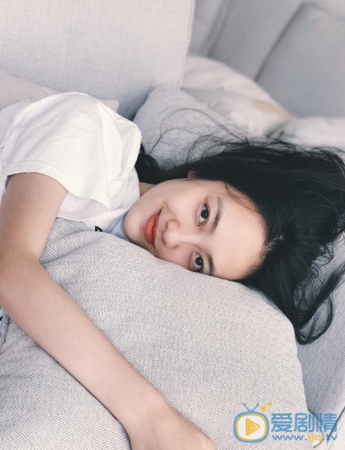 张嘉希慵懒写真 张嘉希高清写真_张嘉希高清剧照