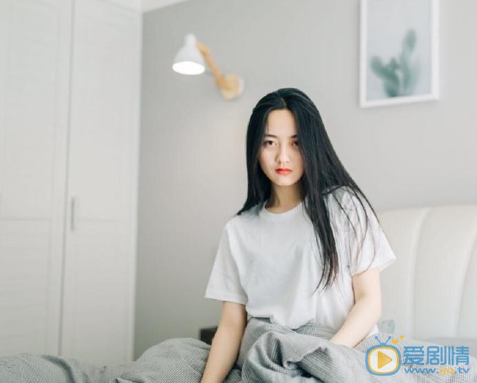 张嘉希慵懒写真 张嘉希高清写真_张嘉希高清剧照
