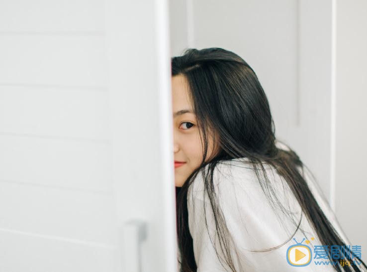 张嘉希慵懒写真 张嘉希高清写真_张嘉希高清剧照