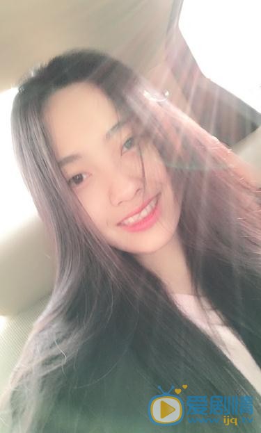 张嘉希生活照 张嘉希高清写真_张嘉希高清剧照