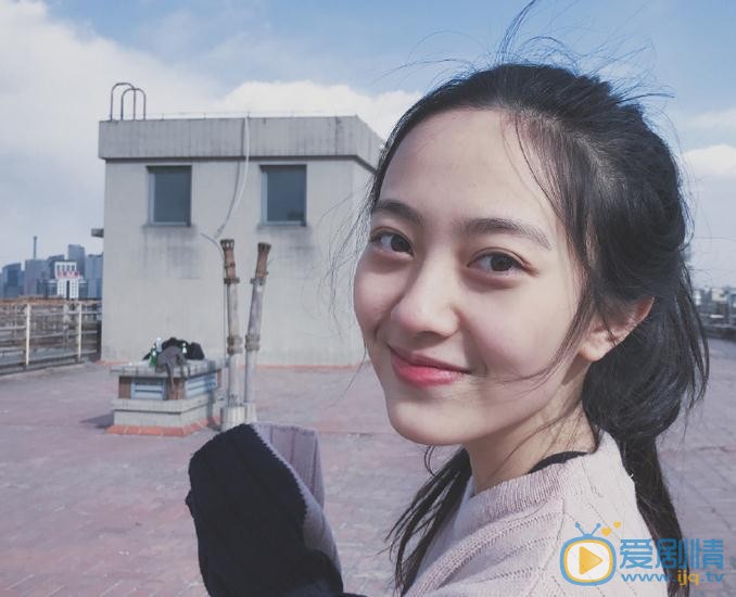 张嘉希清新写真 张嘉希高清写真_张嘉希高清剧照