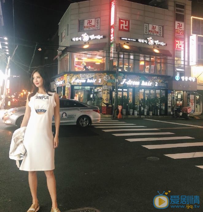 王婉晨户外旅行照 王婉晨高清写真_王婉晨高清剧照