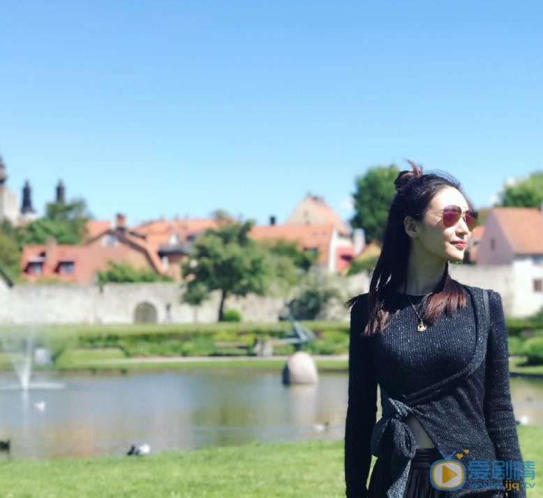 王婉晨户外旅行照 王婉晨高清写真_王婉晨高清剧照