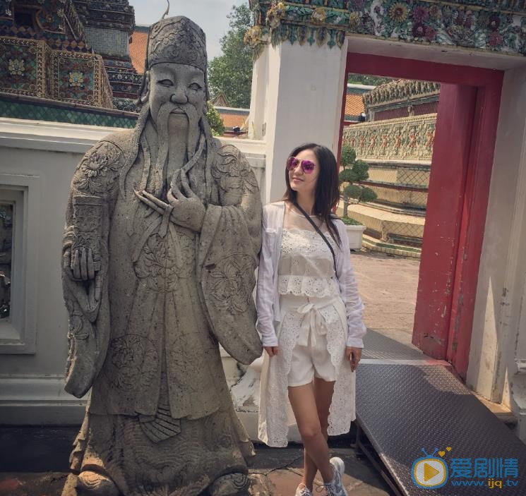 王婉晨户外旅行照 王婉晨高清写真_王婉晨高清剧照