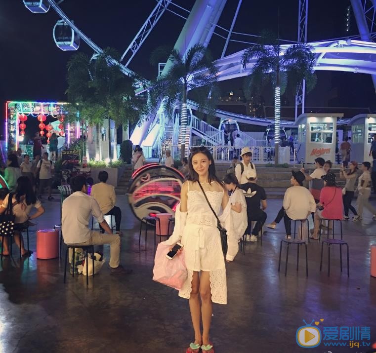 王婉晨户外旅行照 王婉晨高清写真_王婉晨高清剧照