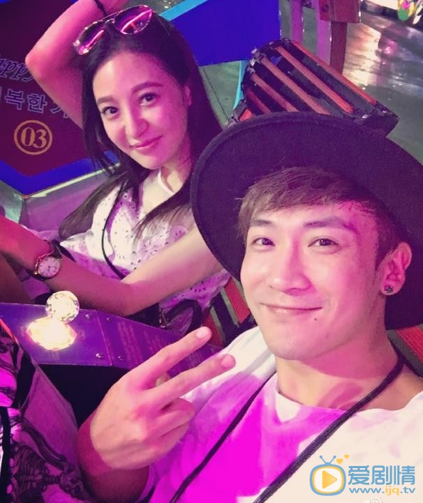 王婉晨朋友合照 王婉晨高清写真_王婉晨高清剧照