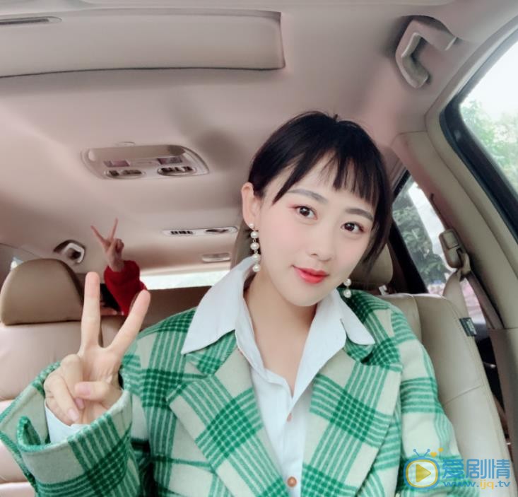 赵凌彬自拍照 赵凌彬高清写真_赵凌彬高清剧照