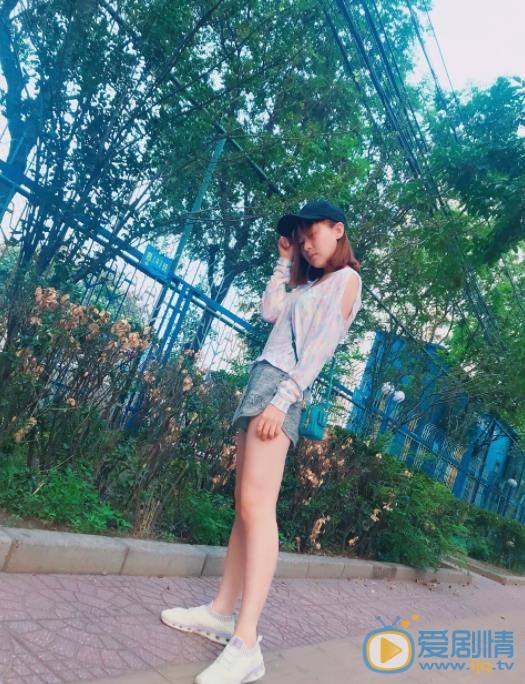 赵凌彬游客照 赵凌彬高清写真_赵凌彬高清剧照